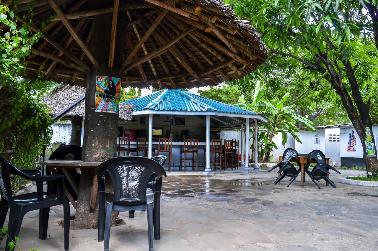 Sanana Conference Center And Holiday Resort Mombasa Exterior photo